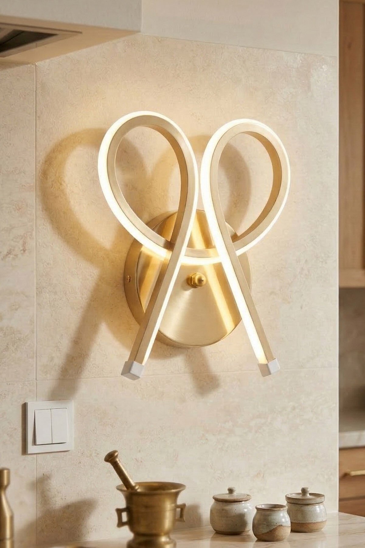 Vardar Gold Renkli Led Duvar Aplik, Elektrikli 3 Renk Yanabilen Power Led Aplik, İç Mekan Modern Aydınlatma