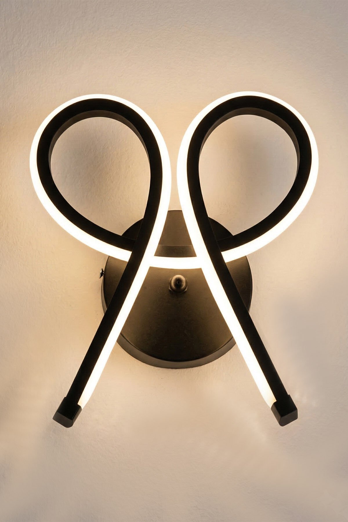 Vardar Siyah Renkli Led Duvar Aplik, Elektrikli 3 Renk Yanabilen Power Led Aplik, İç Mekan Modern Aydınlatma